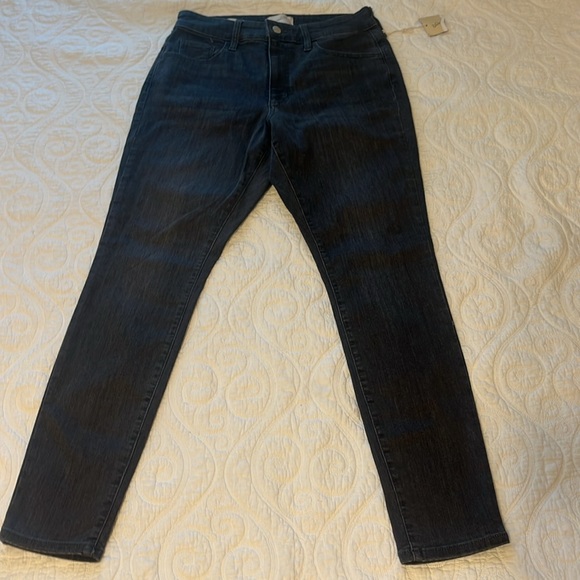 NWT- Grey High Rise Skinny Jeans by Universal Threads/ 10/30R - Picture 8 of 10